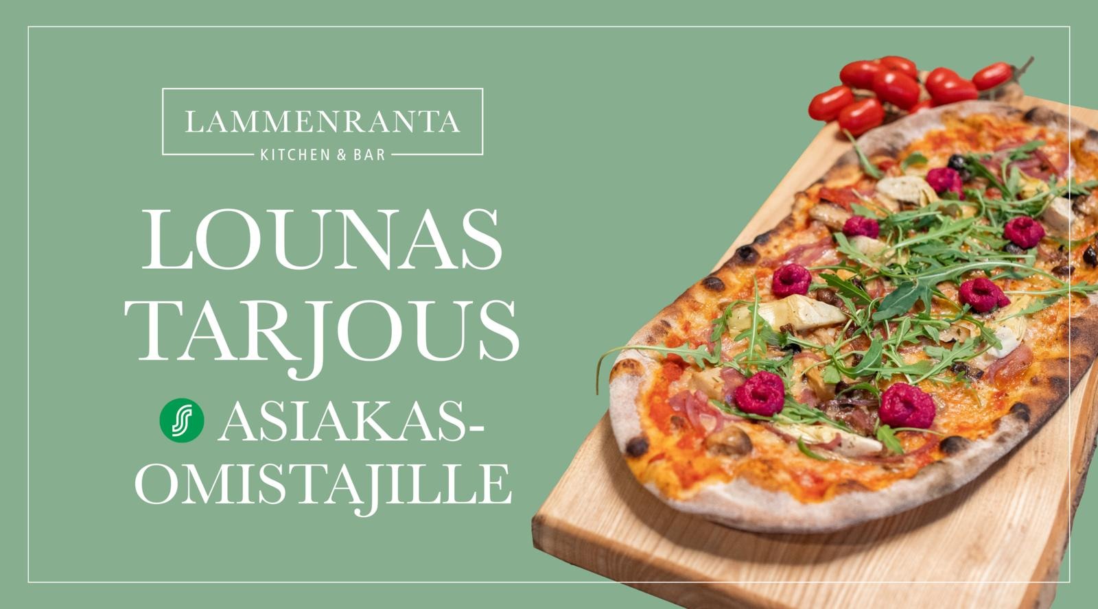 Pizzalauta vihreällä taustalla.