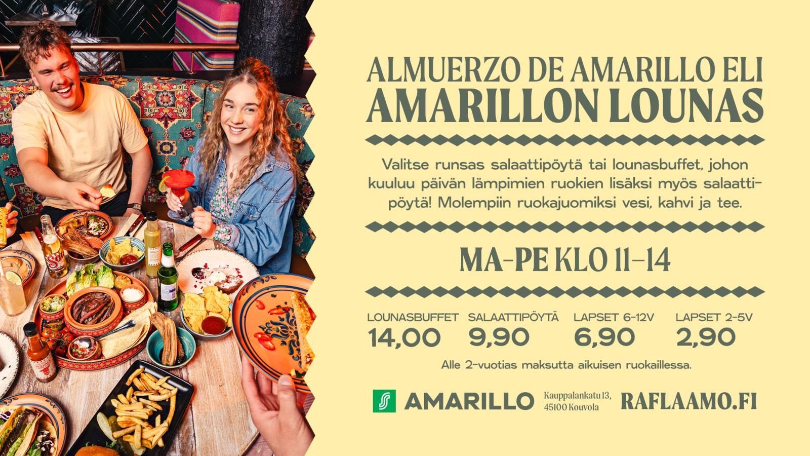 Laud täis Mehhiko toitu, kaks inimest istumas ja nautimas einet värvilises restorani interjööris.