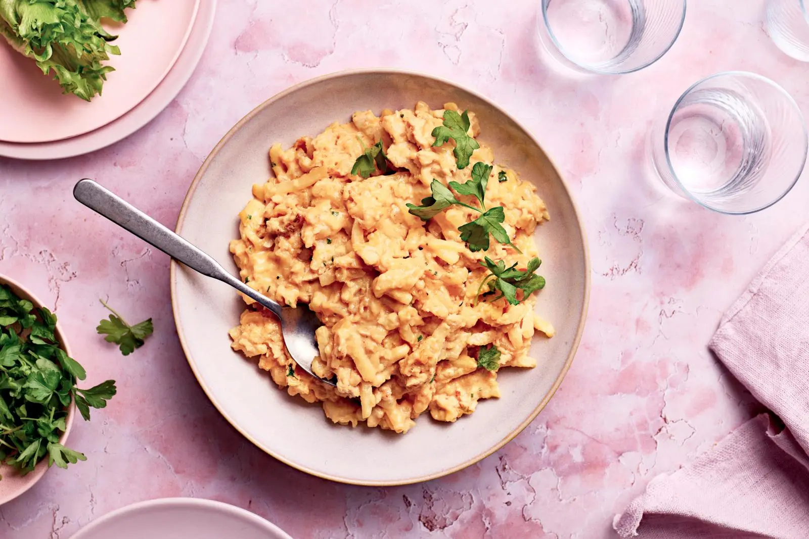 Helppo broilerikiusaus pannulla