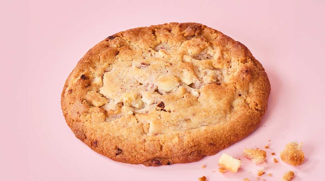 Cookie med hallon och vit choklad
