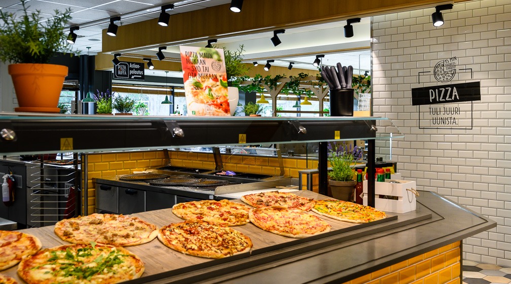 Pizzabuffetissa on useampi vaihtoehto pizzan nälkään.