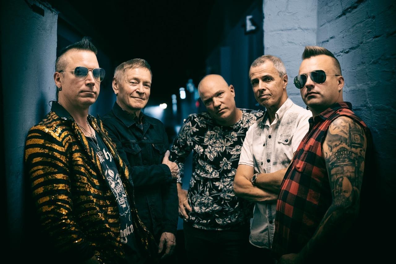 HOPHAUS LIVE: BLACK DEVILS FEAT. ILE KALLIO & JANNE LOUHIVUORI