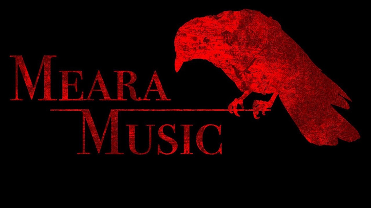 Punainen korpin siluetti mustalla taustalla, kuvio toimii Meara Music -logona.