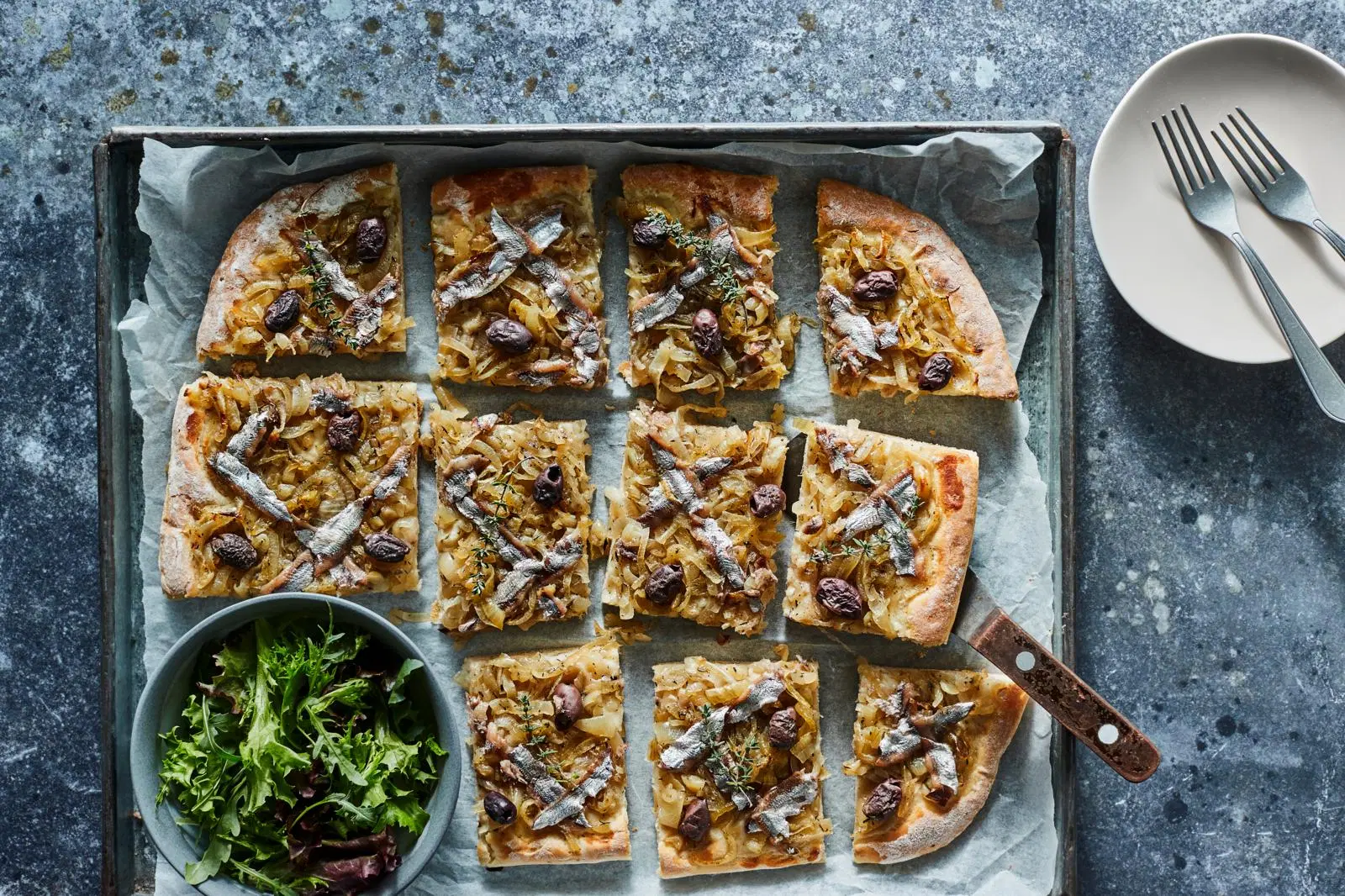 Ranskalainen sipulipiiras eli pissaladière