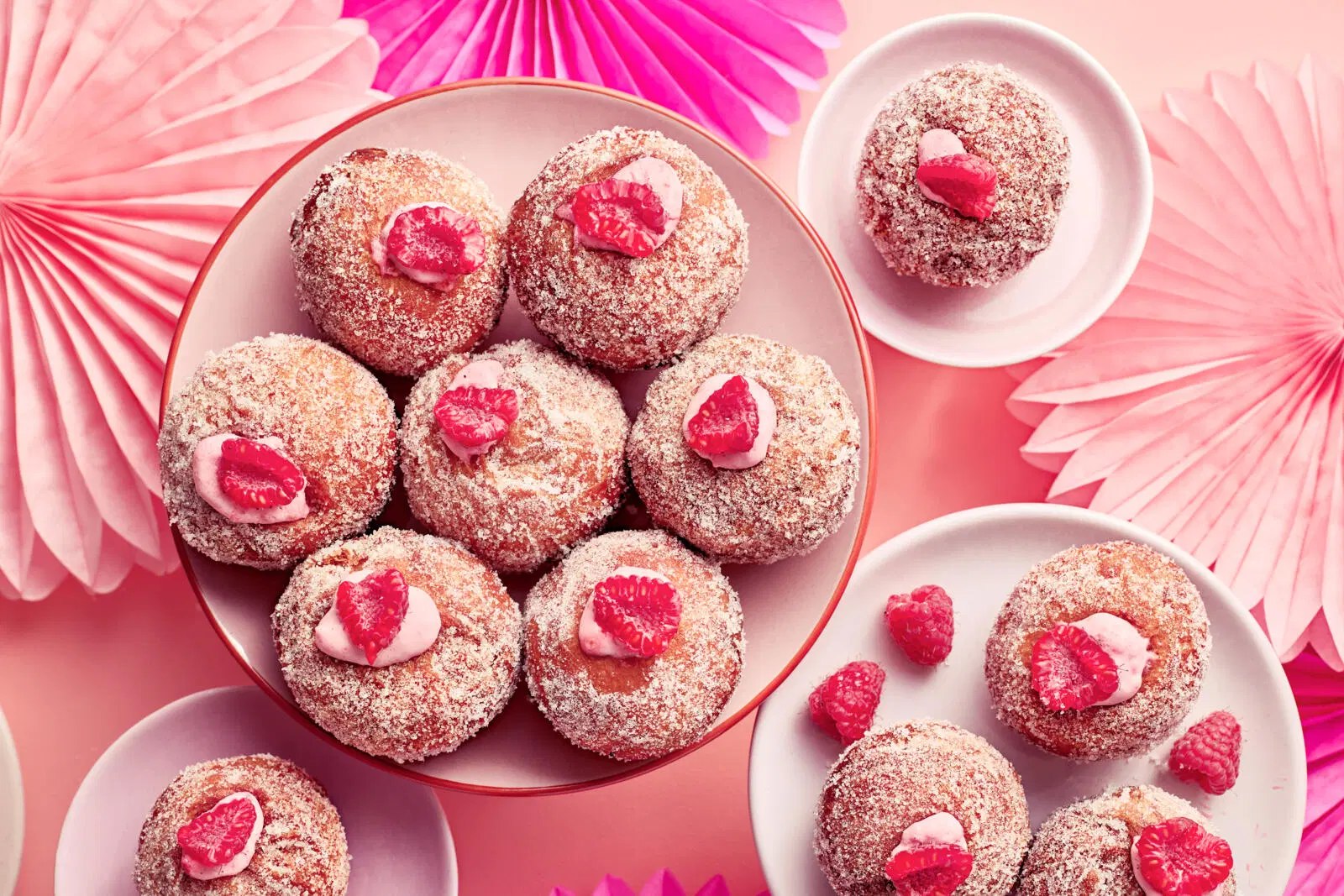 Munkit juustokakkutäytteellä