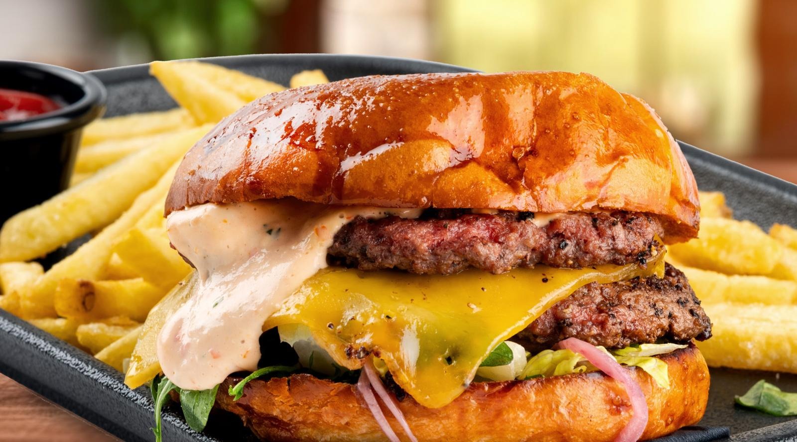 Varmista paikkasi ja varaa pöytä ennakkoon