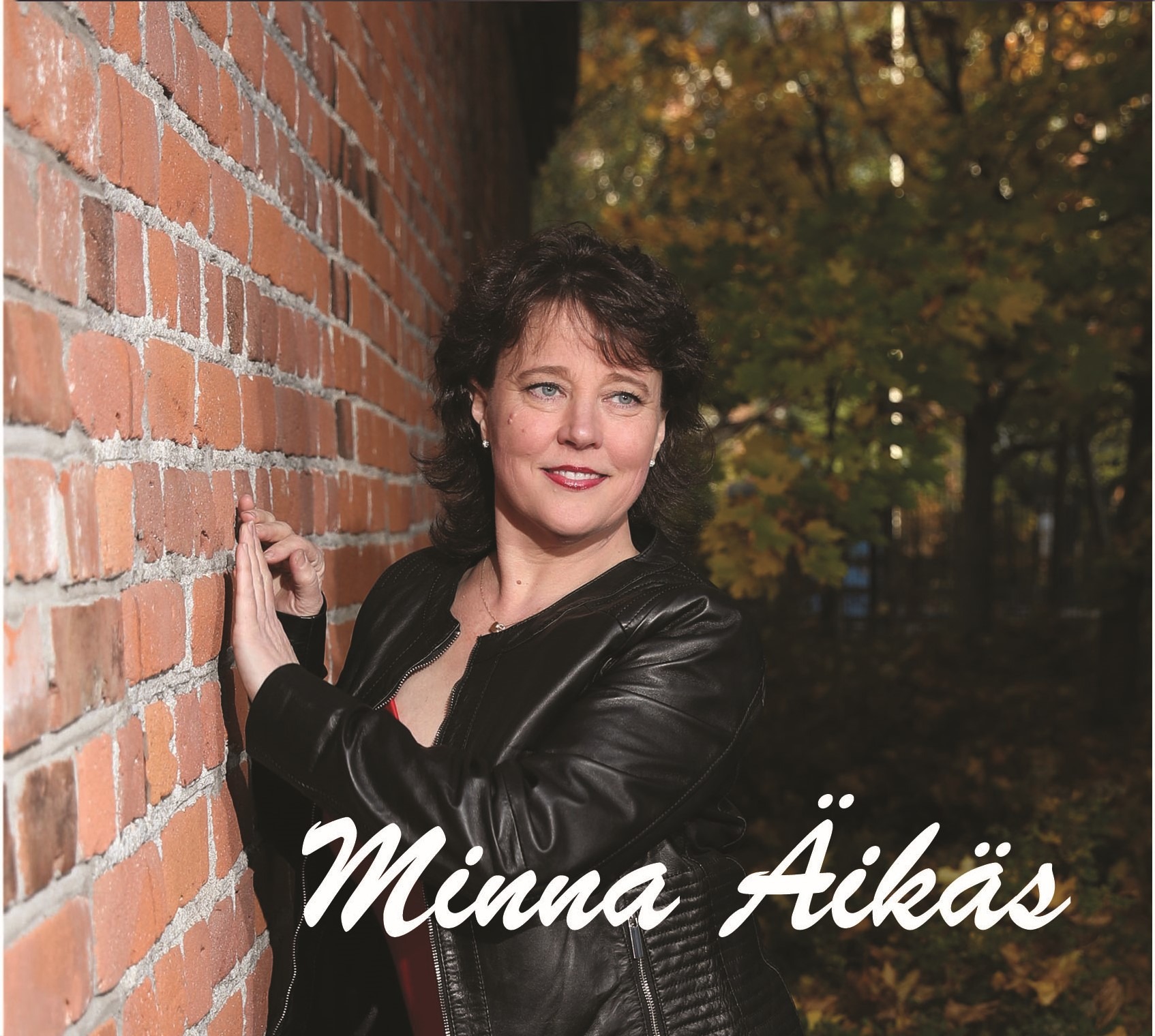 HOPHAUS PÄIVÄTANSSIT: MINNA ÄIKÄS