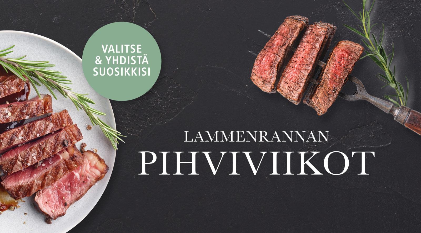 Lautasella ja pihvihaarukassa medium-kypsennettyjä pihviviipaleita. Taustalla rosmariininoksia.