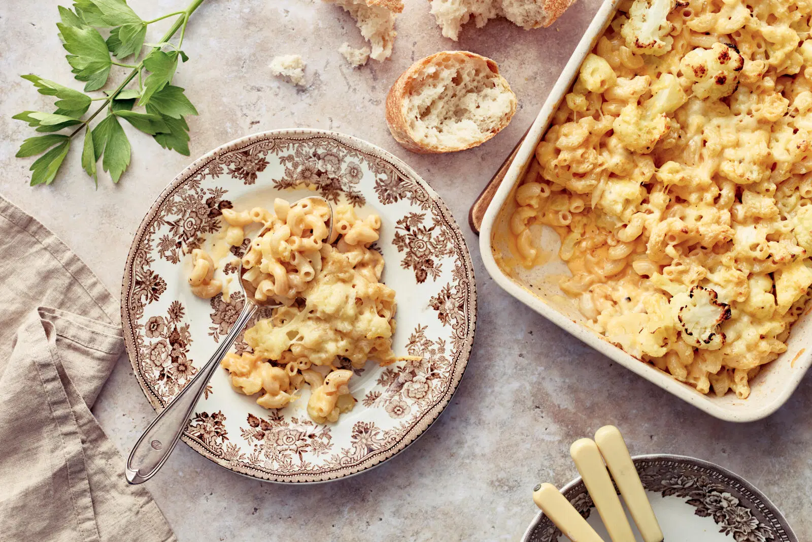 Mac and cheese kukkakaalista