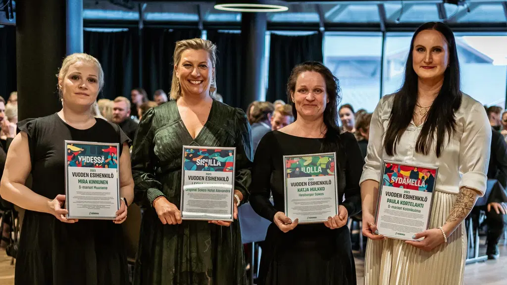 Keskimaan vuoden 2023 esihenkilöt: Mira Kinnunen, Leena Lehosmaa, Katja Hulkko ja Paula Kortelahti.