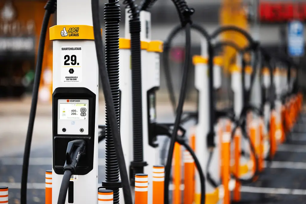ABC sähköautojen lataus Kuopio