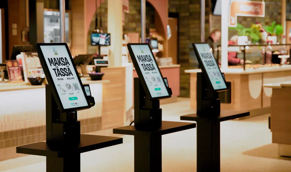 Kolme ABC pikakassaa käyttövalmiina.