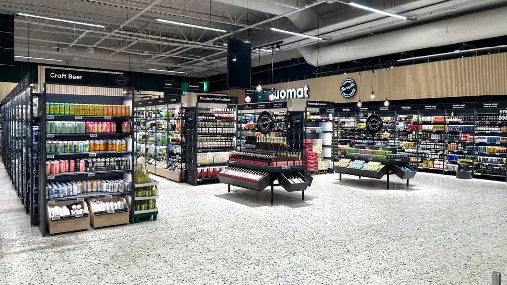 Prisma Palokan uudistunut juomaosasto