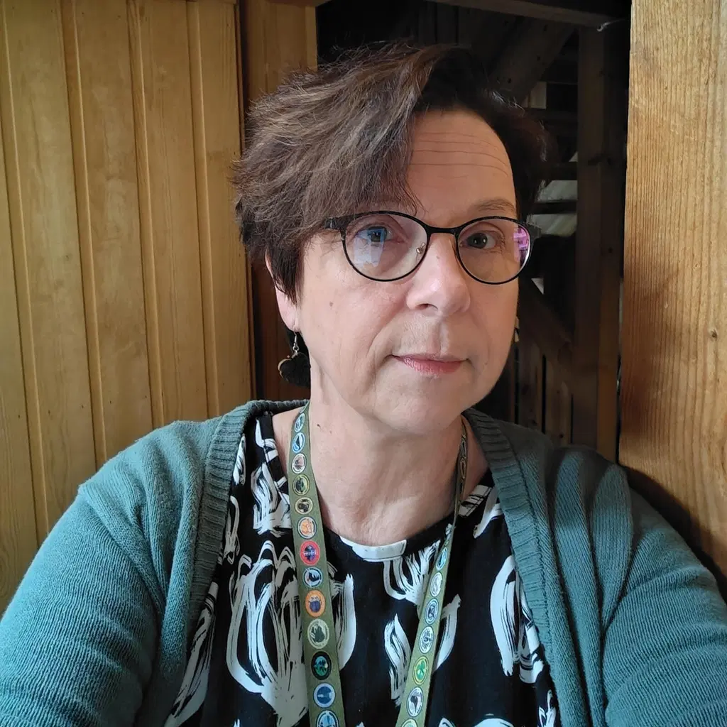 Tiinan kahvion yrittäjä Tiina Isokangas