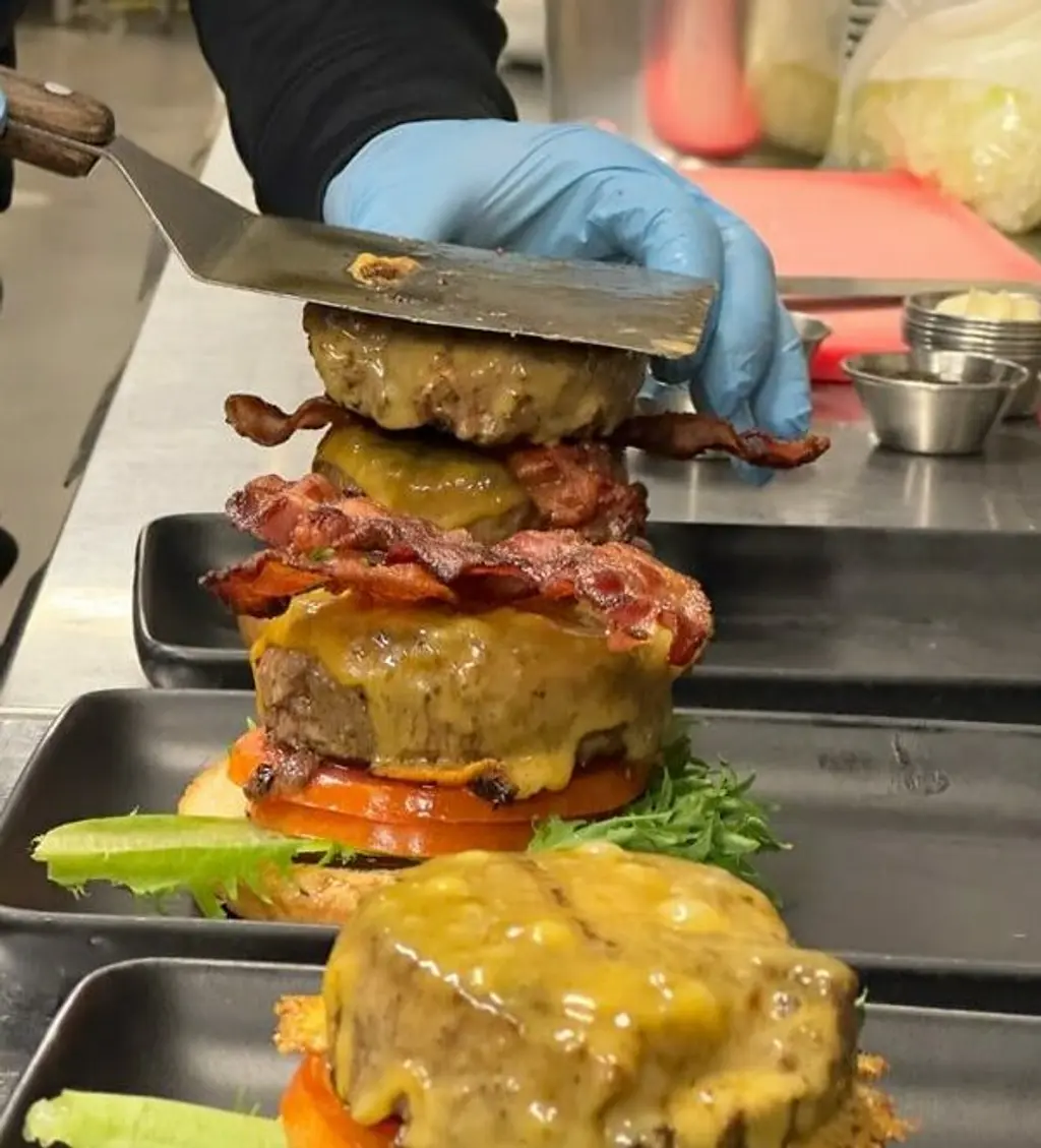 SaiPa XL burger