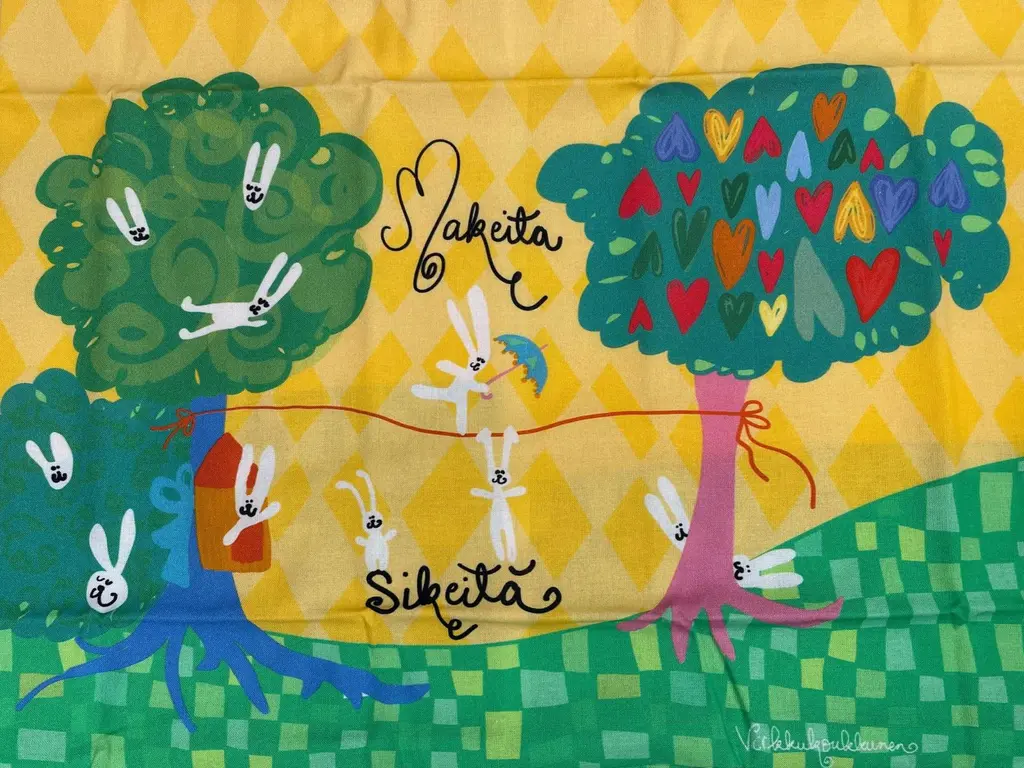Virkkukoukkusen tyynyliina