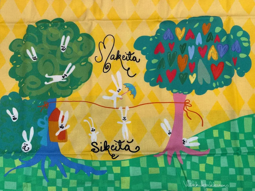 Virkkukoukkusen tyynyliina
