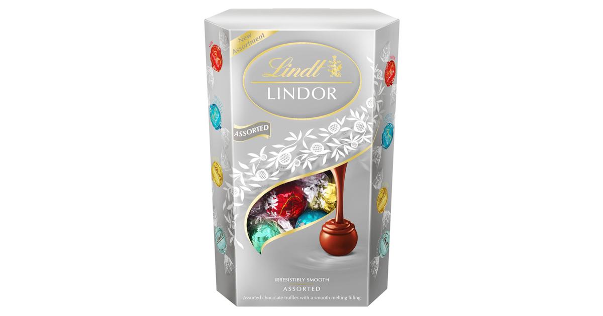 Lindt LINDOR Sekoitus suklaakuulat, sisältää maito-, valko-, kookos- ja  karamelli-merisuola suklaakuulia pehmeällä täytteellä 337g | S-kaupat ruoan  verkkokauppa