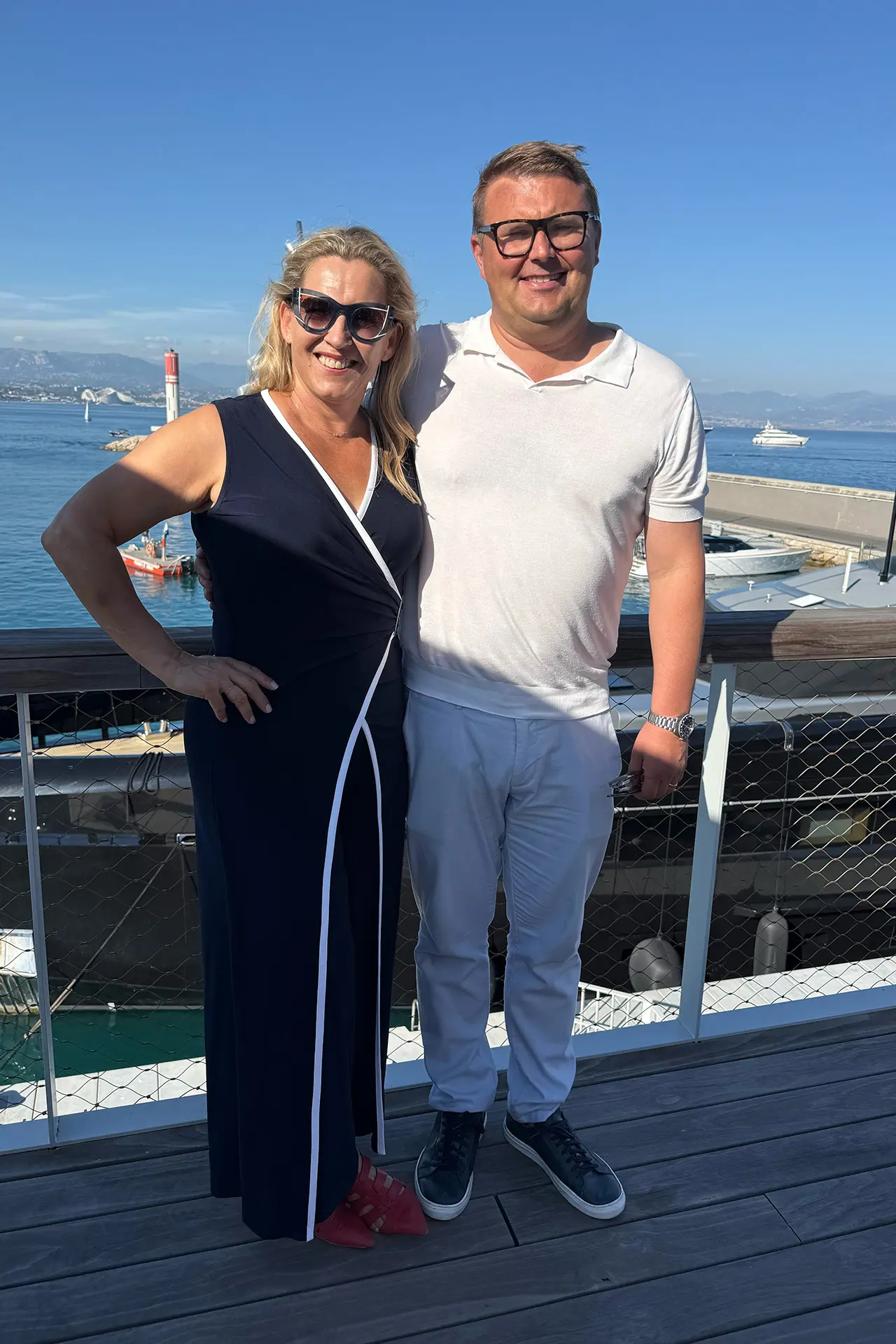 Titta Uoti-Väisänen miehensä Mikko Väisäsen kanssa.