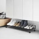 Yamazaki kenkäteline pyörillä Tower musta