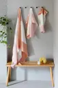 Lapuan Kankurit Terva käsipyyhe 48x70cm valko-ruoste-roosa