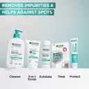 Garnier PureActive Salicylic Exfoliating Liquid Care Kasvovesi epäpuhtaalle iholle 120 ml