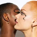 LH cosmetics Infinity Ink -silmänrajaustussi 0,5 ml