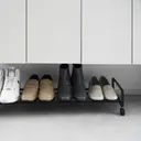 Yamazaki kenkäteline pyörillä Tower musta