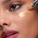 MAC Magic Slime All Over Highlighter korostusvoide 6,7 ml