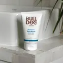 Bulldog Sensitive Face Scrub kasvokuorinta 125 ml