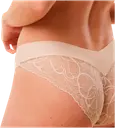 Triumph Body Make-Up Illusion Lace Tai alushousut