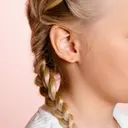 Cailap Hopeakorvakorusetti 2 paria, sydän kivikoristeilla