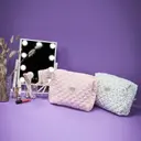 Karen kosmetiikkalaukku, sininen/valkoinen