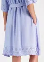 Claire Danniella broderie-anglaise mekko