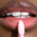 LH cosmetics Gloil Plus -huulikiilto 5,95 ml