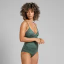 Dedicated Klinte Leaf Green uimapuku