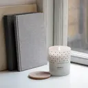 Skandinavisk LEMPI Tuoksukynttilä puukannella 200g, valkoinen