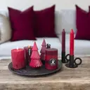 Puttipaja Läpivärjätty raitakynttilä viini-punainen 7x10cm