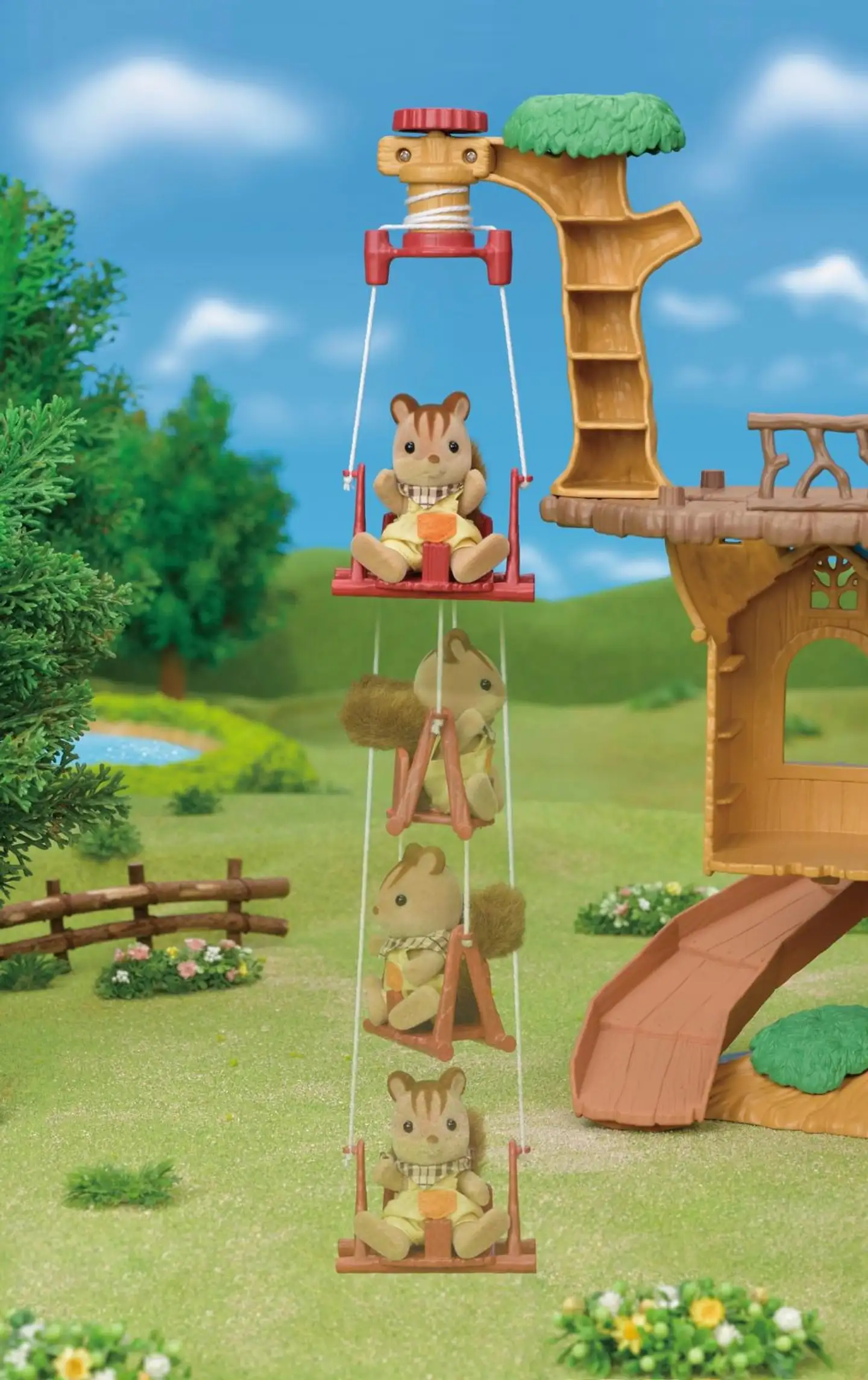 Sylvanian Families Elämyspuumaja - 3