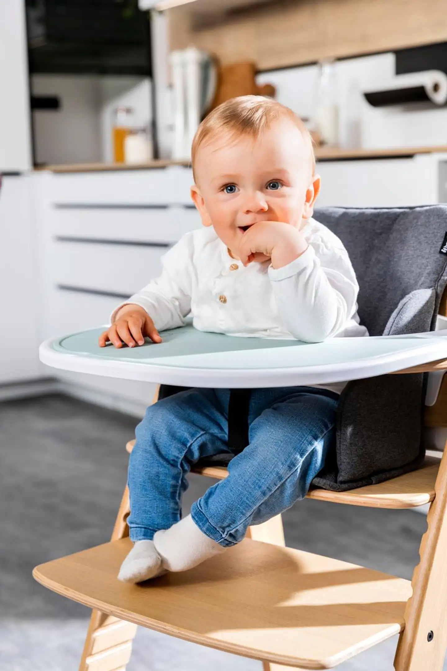 Hauck ruokailualusta syöttötuolin tarjottimeen - 23