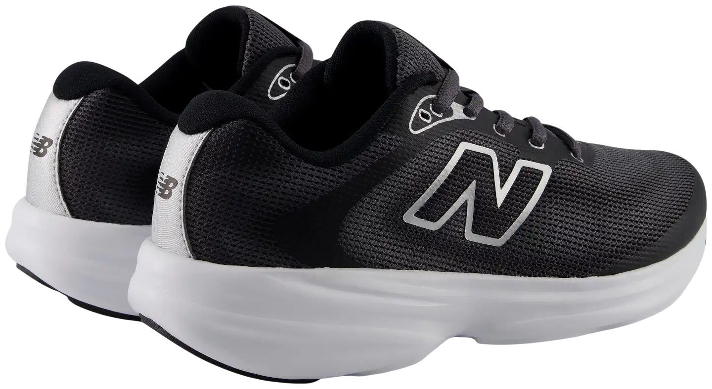New Balance naisten juoksujalkineet W411 v4 - BLACK - 6