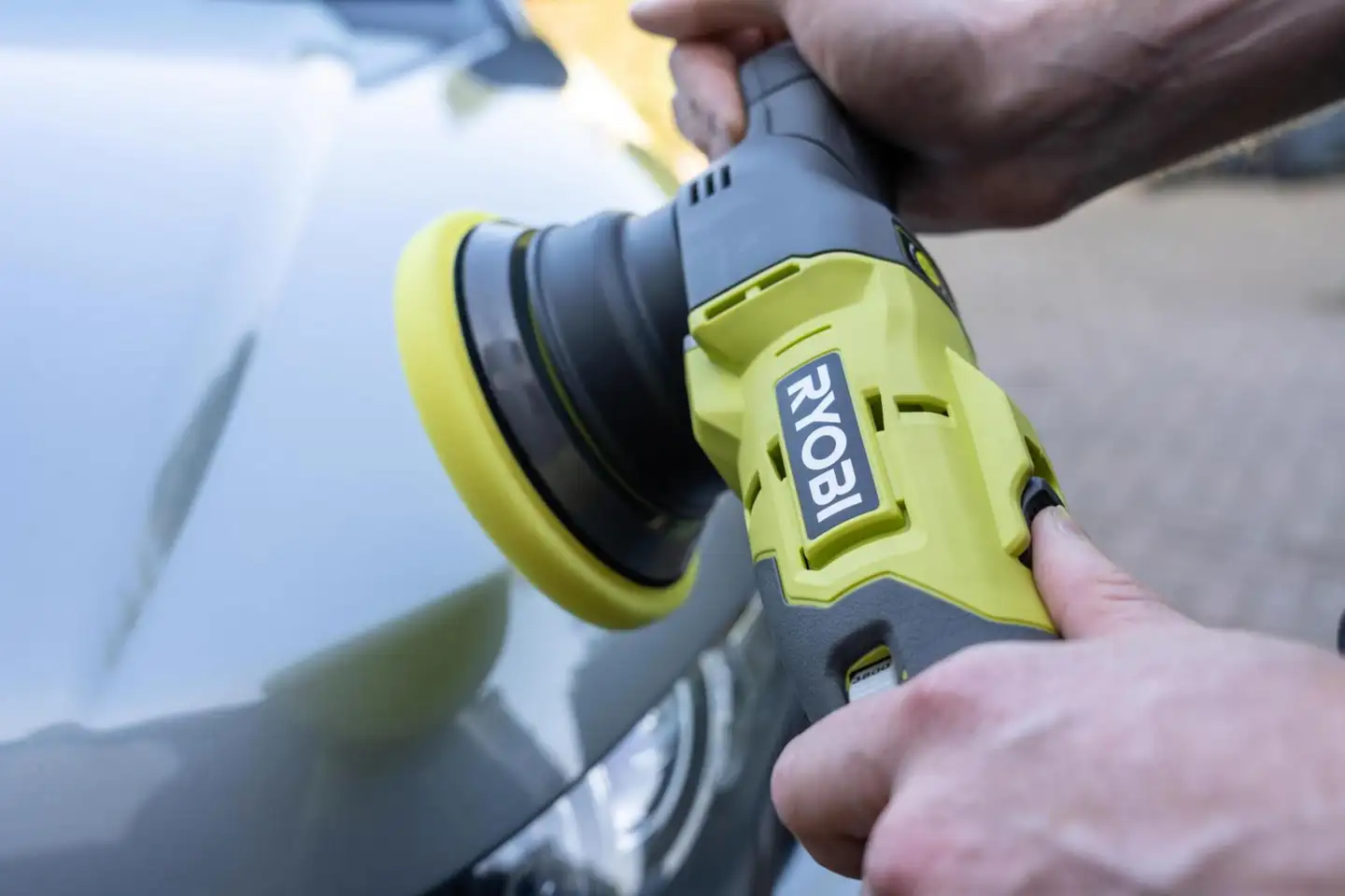 Ryobi 18V kiillotuskone R18P-0 - 2