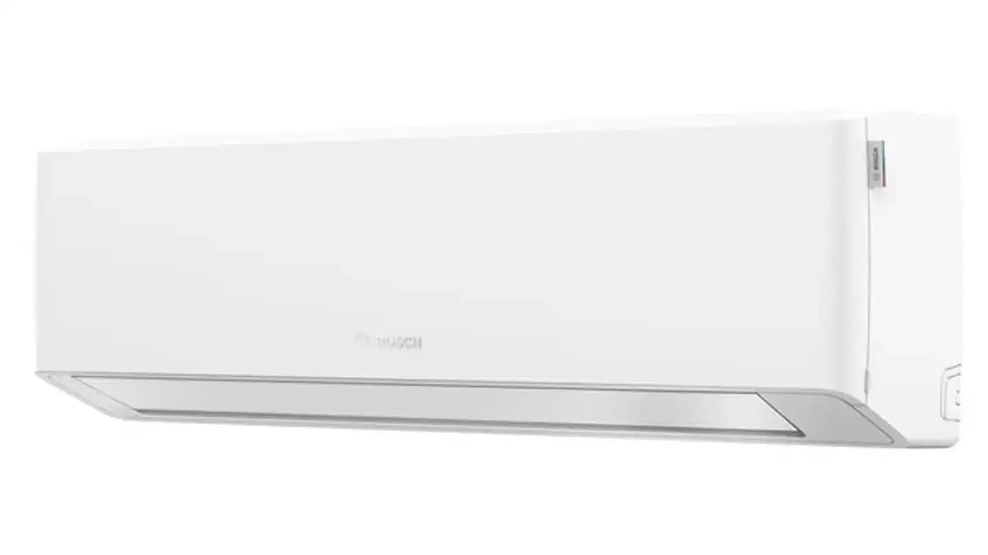 Bosch Climate 7100 35-he ilmalämpöpumppu valkoinen asennettuna - 4