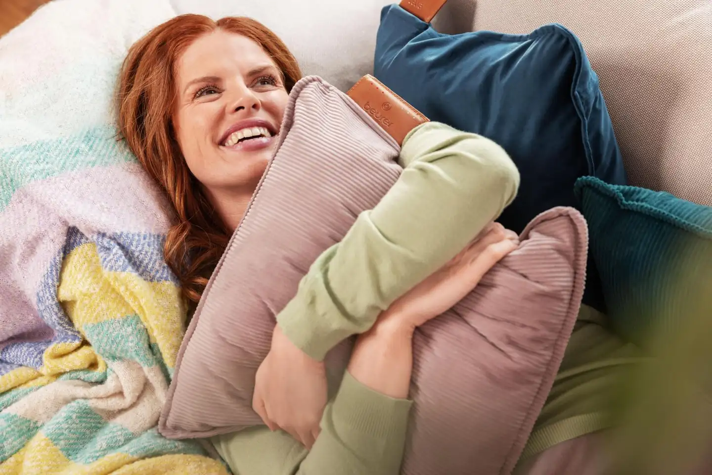 Beurer HK77 Heaty akkukäyttöinen lämpötyyny, liila - 10