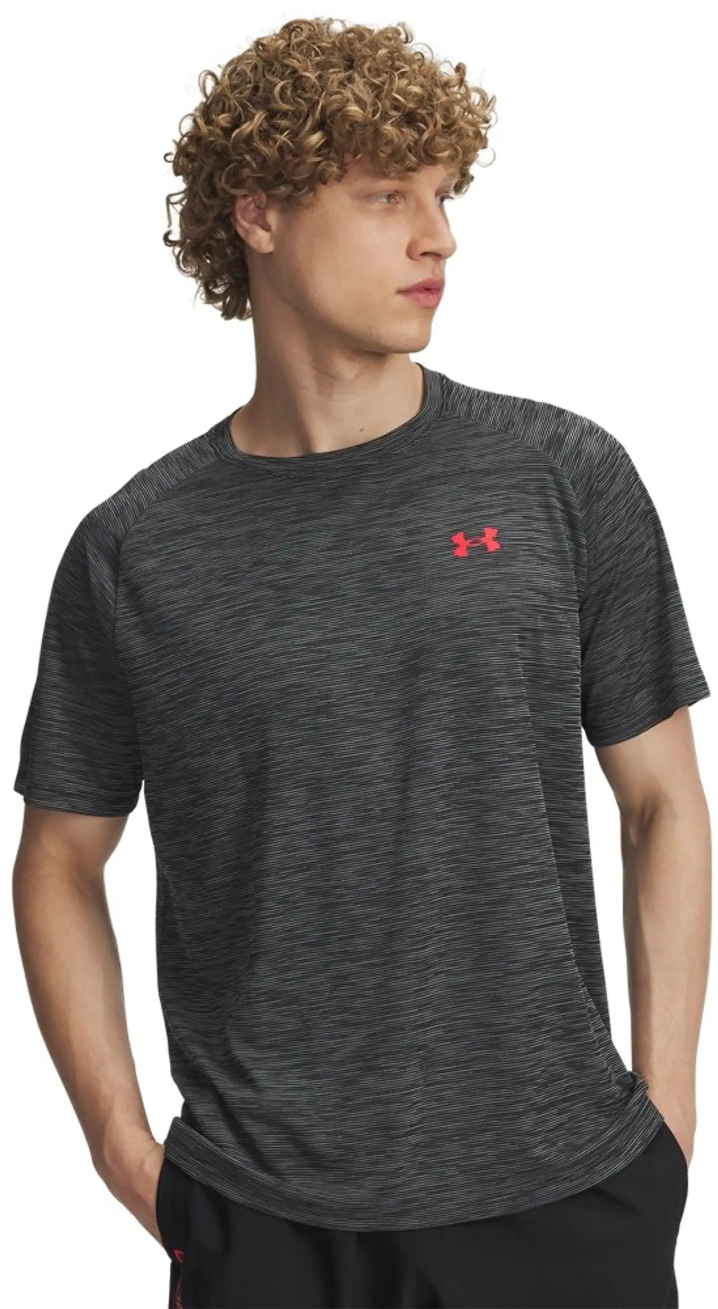 Under Armour miesten treenipaita 1382796 - BLACK - 1