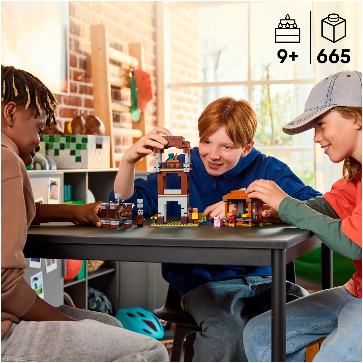 LEGO® Minecraft 21278 Ryöstelijöiden etuvartioasema ja Tuhokylvyri - 9