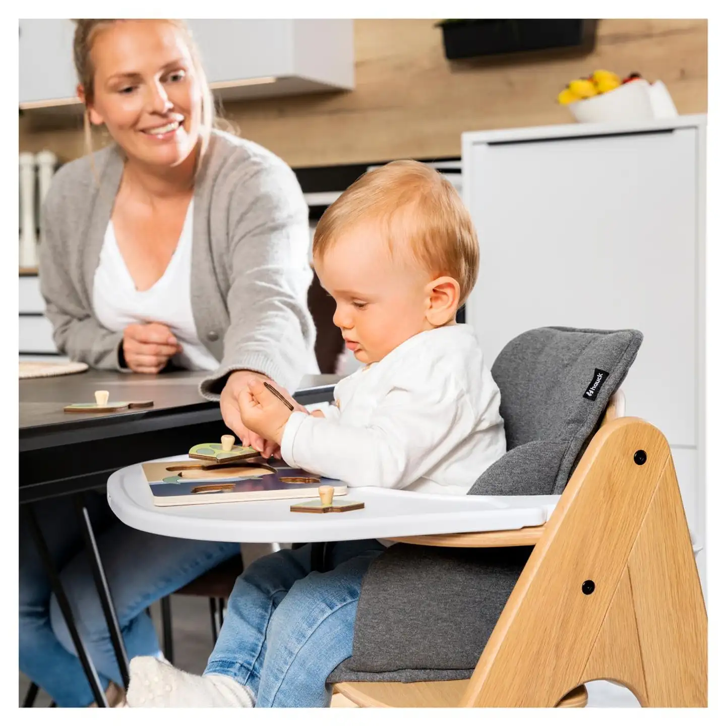 Hauck tarjotin syöttötuoliin Arketa Click Tray valkoinen - 28