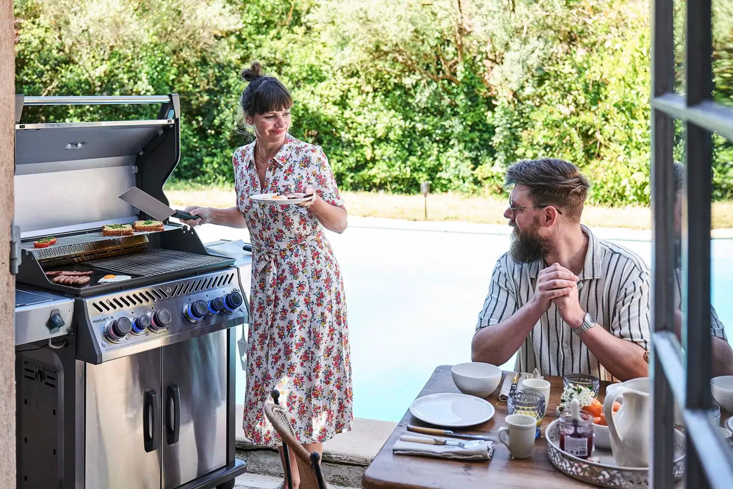 Napoleon Rogue PRO-S525 RST kaasugrilli - 10