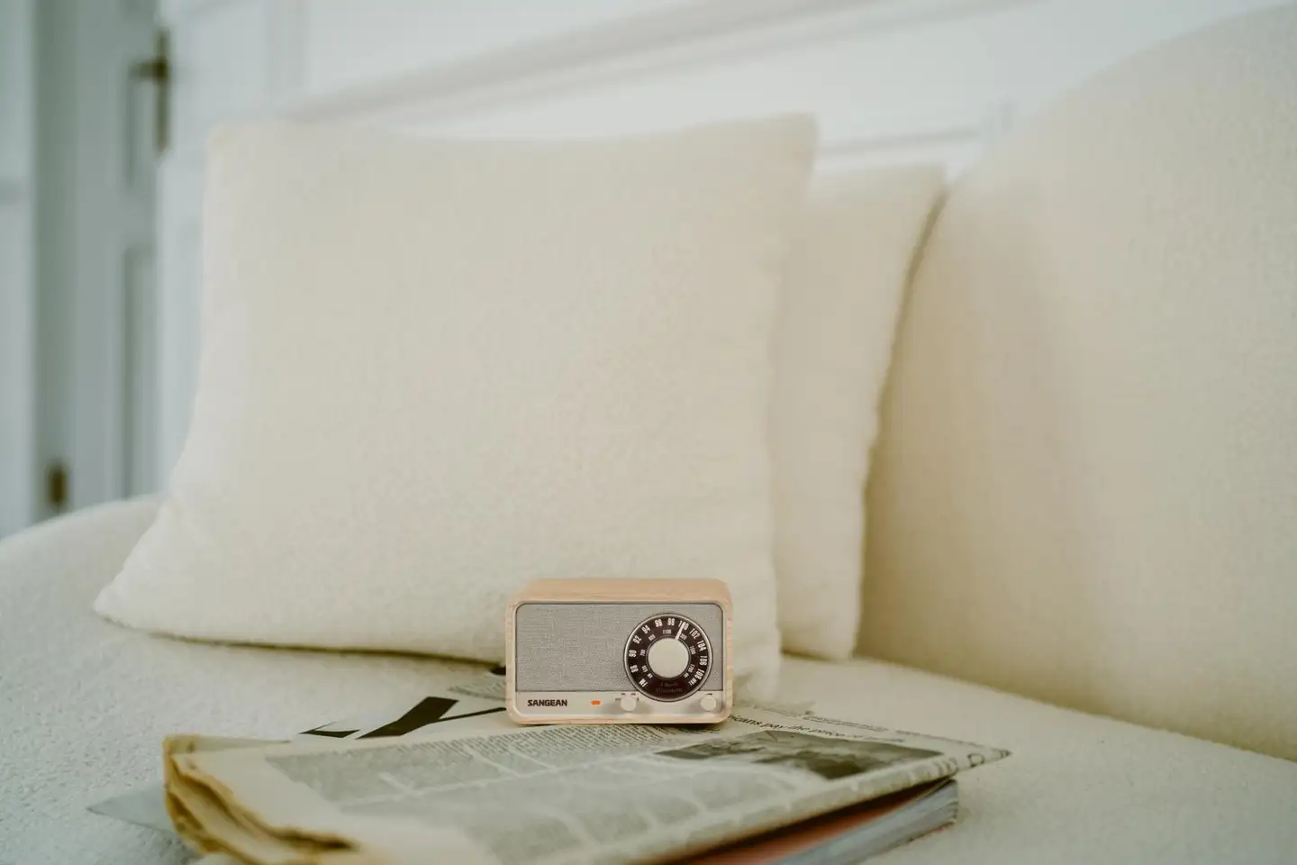 Sangean WR-8 Bluetooth pöytäradio, vaalea tammi - 10