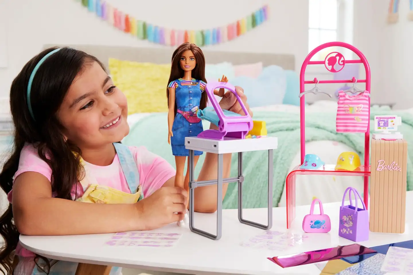 Barbie Make And Sell Boutique -leikkisetti - 4